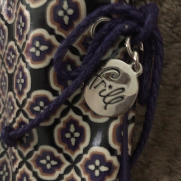 Vera Bradley Frill Tied Together Simply Violet Hobo Purse - NWOT - Picture 7 of 7